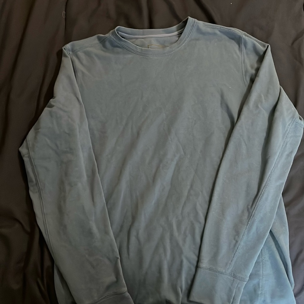 Men’s north face long-sleeve